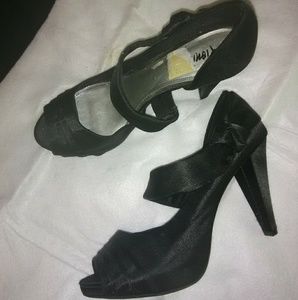 Fiona heels
